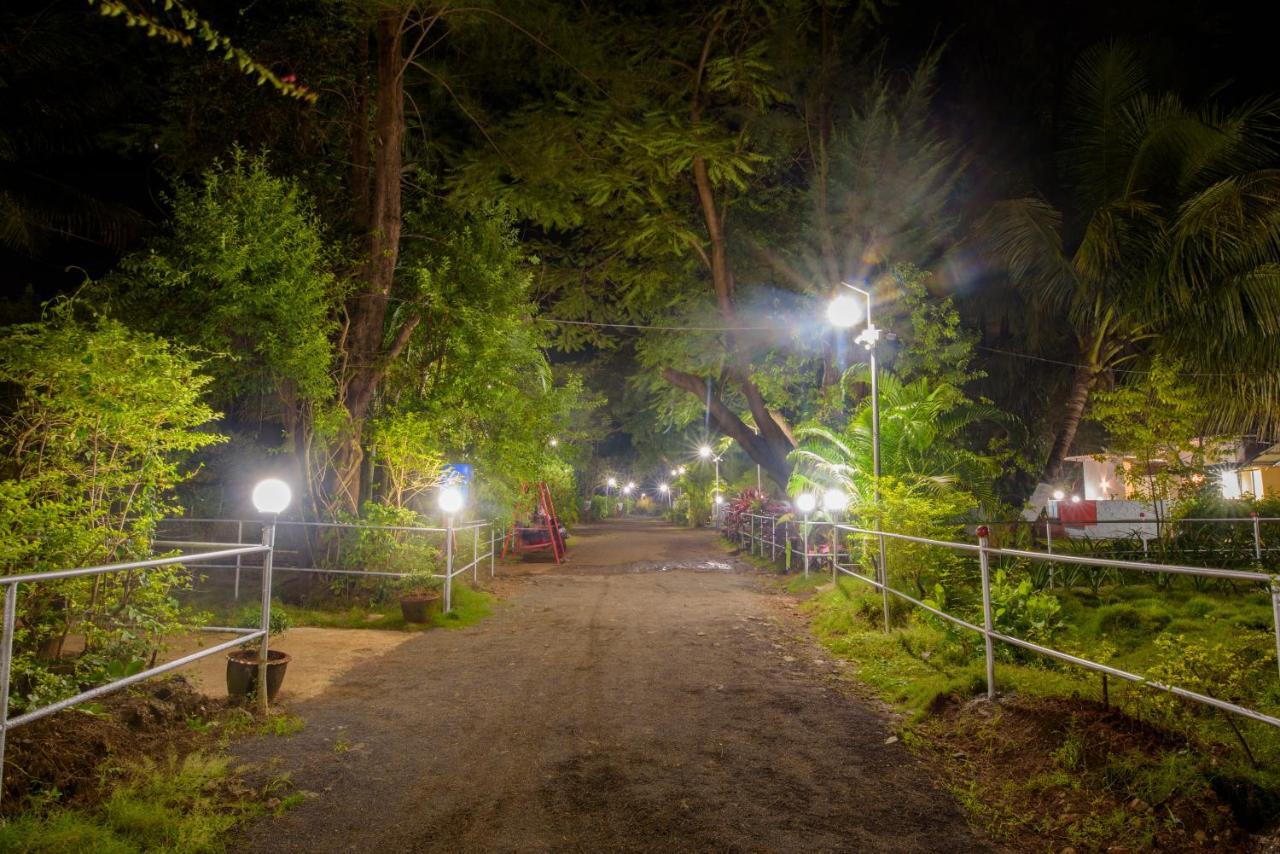 אליבג Prajakta Rest House מראה חיצוני תמונה
