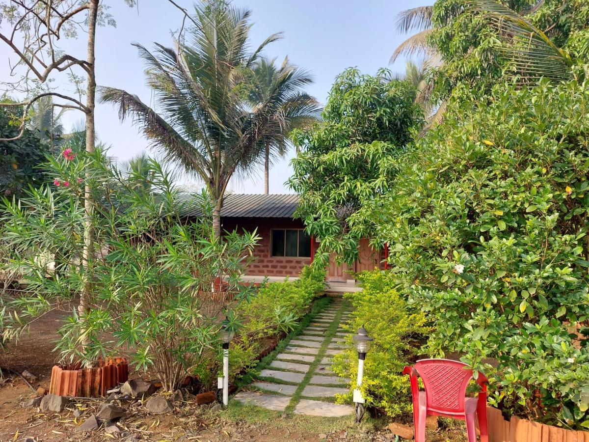 אליבג Prajakta Rest House מראה חיצוני תמונה
