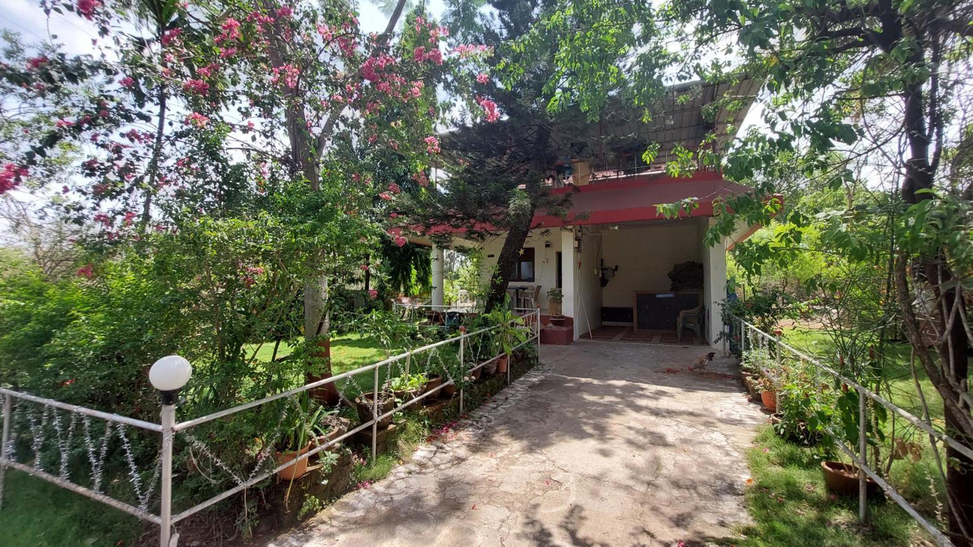 אליבג Prajakta Rest House חדר תמונה